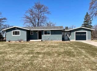 1101 Nordine St S, Karlstad, MN 56732