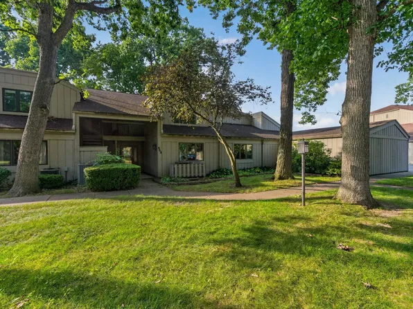 605 Vistula Ter APT 2, Mishawaka, IN 46544