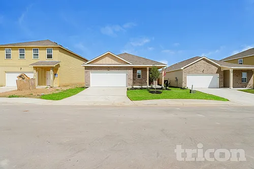 7410 Boa Holw Photo 1