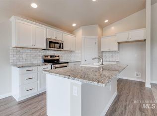 5892 W Hamm Ln, Eagle, ID 83616