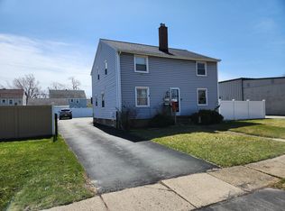 194 Henderson Ave, Buffalo, NY 14217