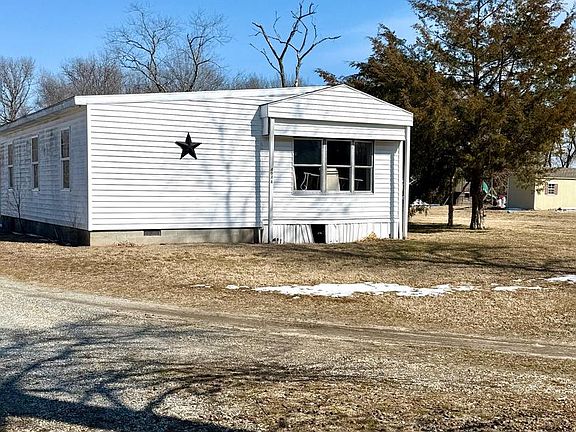 2nd image of 4942 Skinners Run Rd