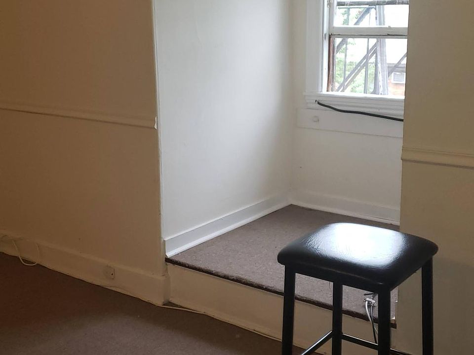 1st image of 83 Englewood Ave APT 10