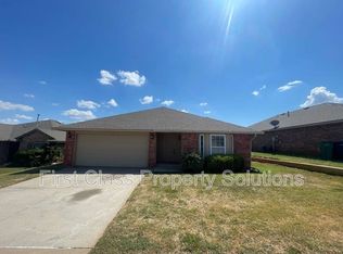 11136 NW 6th Ter, Yukon, OK 73099