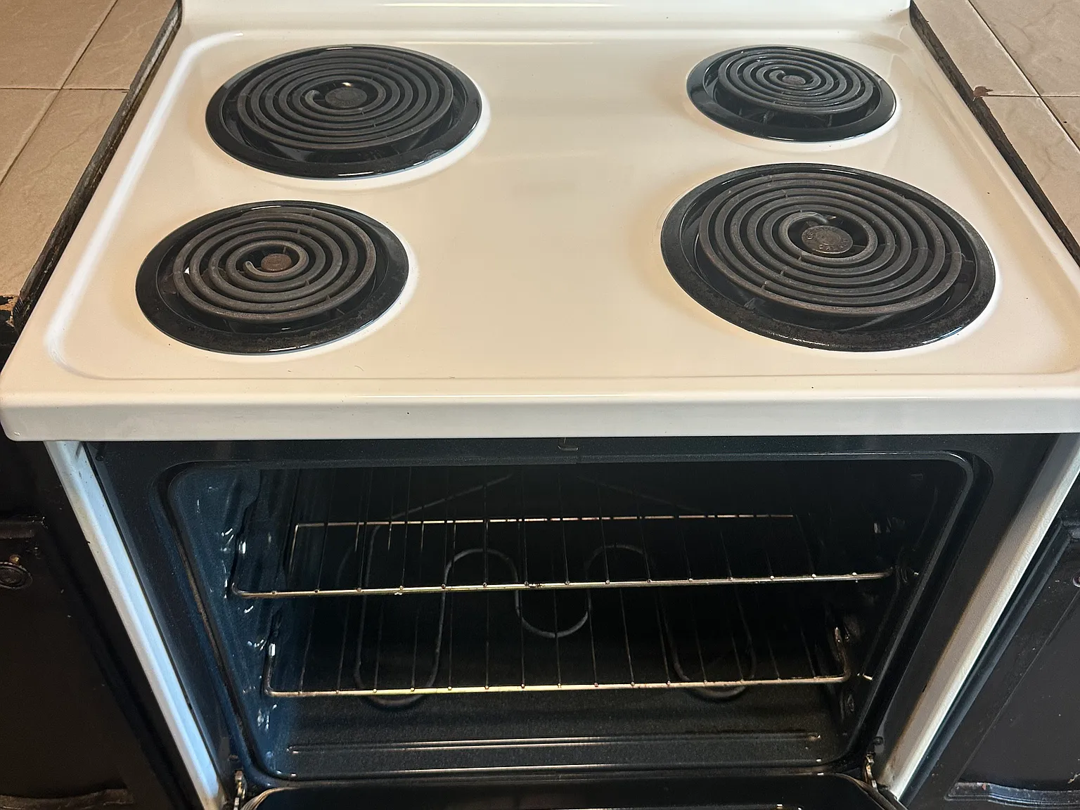 2 bed, 900 sqft, $800 — Photo 3