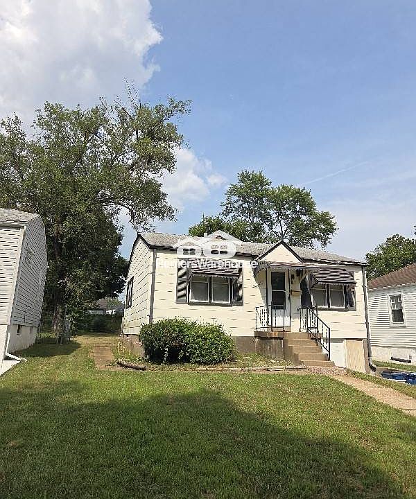 1st image of 7509 Calvin Ave