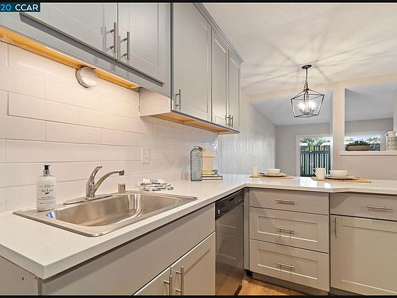 2nd image of 2562 Walnut Blvd APT 73