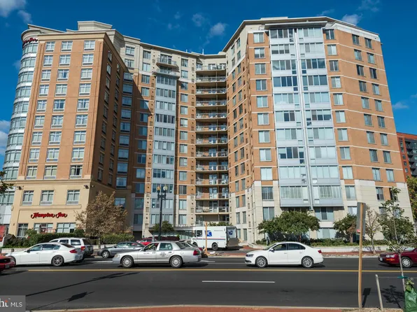 555 Massachusetts Ave NW APT 411, Washington, DC 20001