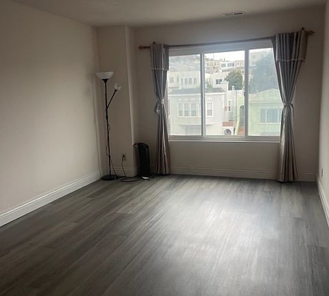 3rd image of 2331 19th Ave #D