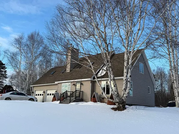 25 Meadowbrook Dr, Caribou, ME 04736