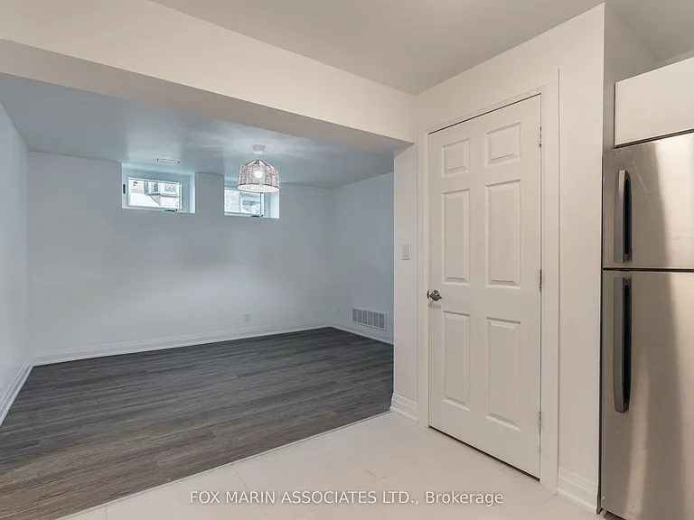 334 Shaw St #LOWER — Photo 10