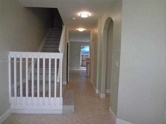 5th image of 2884 SE 2nd Dr Unit 6