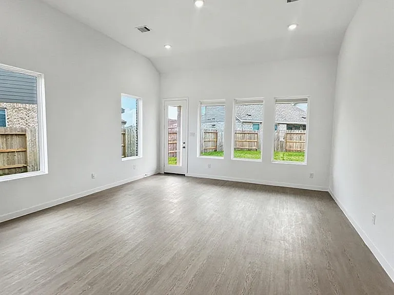26915 Nightingale Songs Dr — Photo 13