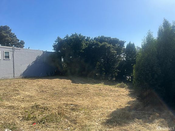 2nd image of 9809 Macarthur Blvd
