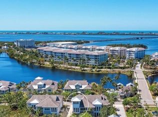 335 Sapphire Lake Dr UNIT 201, Bradenton, FL 34209