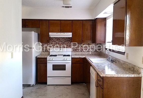 3rd image of 9008 Quail Valley Dr Unit B