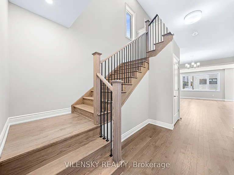 39 Periwinkle Rd — Photo 3