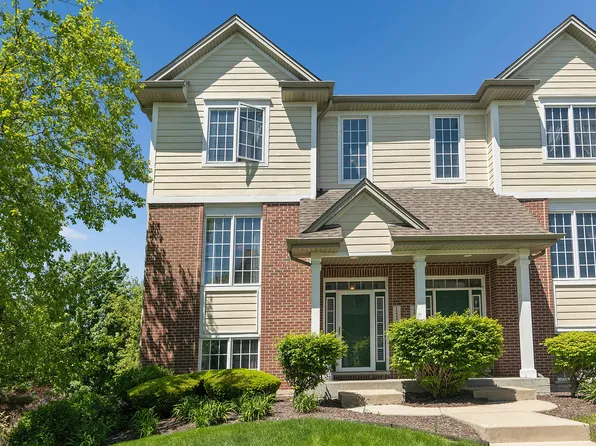 15648 Scotsglen Rd, Orland Park, IL 60462