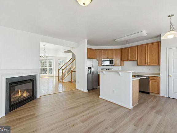 4th image of 2338 Huntington Station Ct