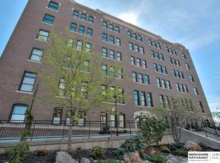 105 S 9th St APT 412, Omaha, NE 68102