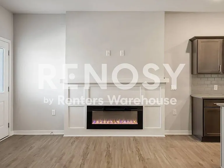 3656 NE Marissa Ln — Photo 9