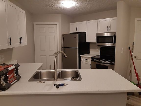 2nd image of 10331 106th St NW