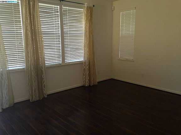 4th image of 4650 Imperial St