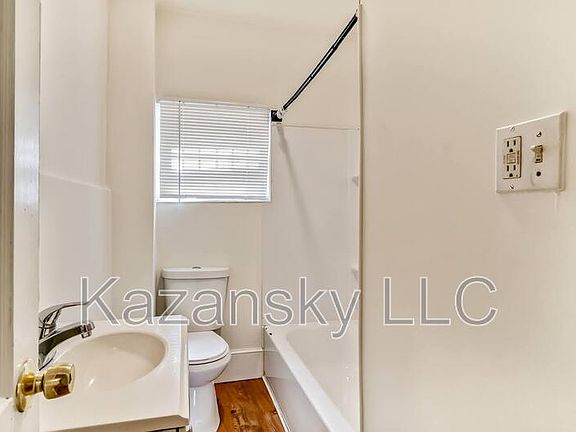 4th image of 4515 N Marvine St #1