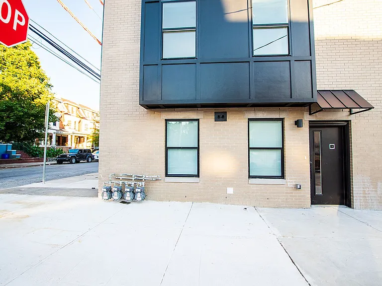 4926 Locust Street — Photo 12
