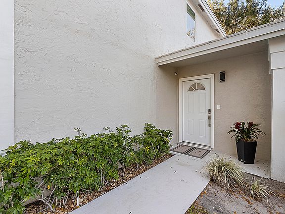 5th image of 9945 NW 2nd Court