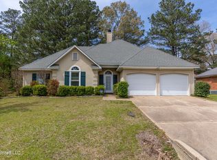 327 Barfield Dr, Byram, MS 39272
