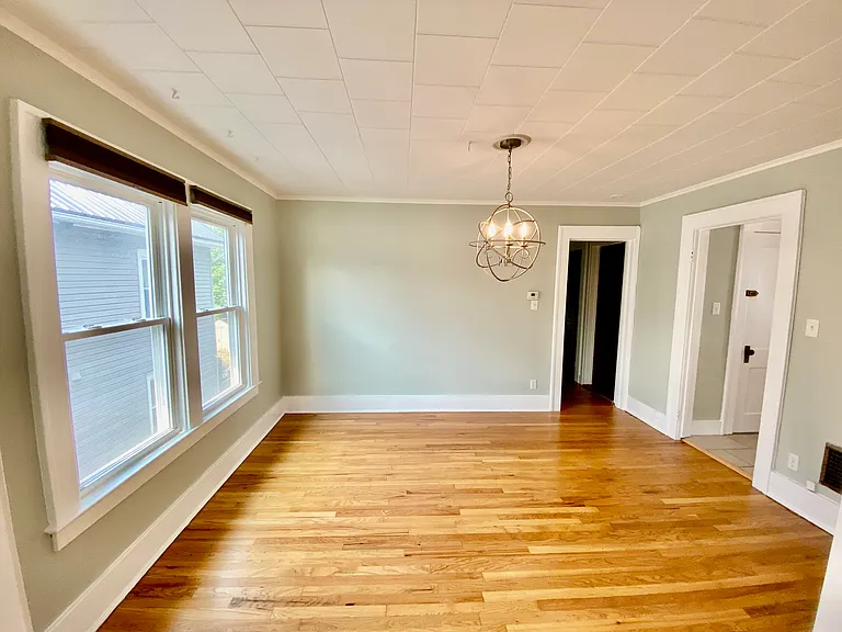 250 Woodbine Ave #1 — Photo 10