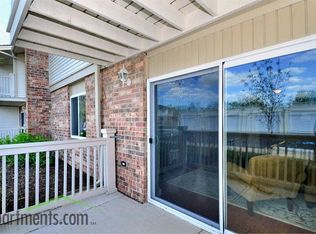 8075 Janes Ave APT 3, Woodridge, IL 60517