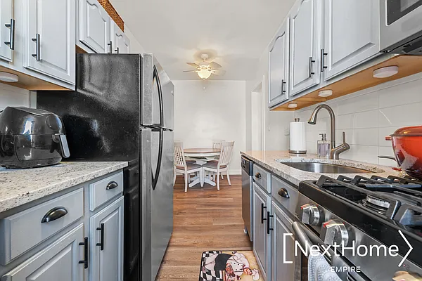 Rented by NextHome Empire | media 1