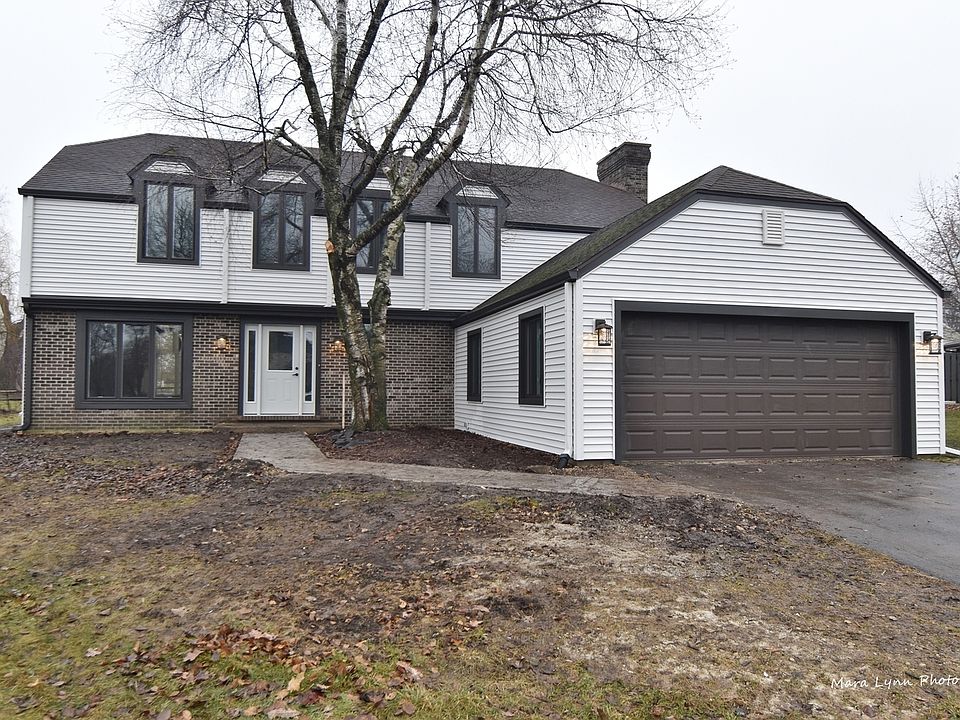 1st image of 33 Southgate Crse