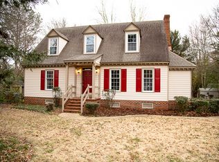 1033 Hobbs Rd, Virginia Beach, VA 23464