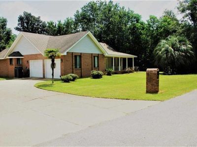 5756 Nowling Dr, Milton, FL, 32583