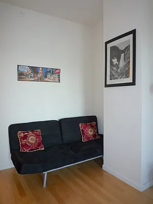 Rented by New York Residence | media 99