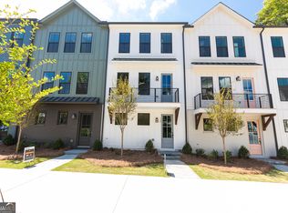 980 Bibbs Cir NW #17, Atlanta, GA 30318