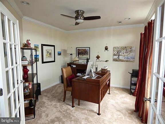 4th image of 2183 Potomac Club Pkwy #13