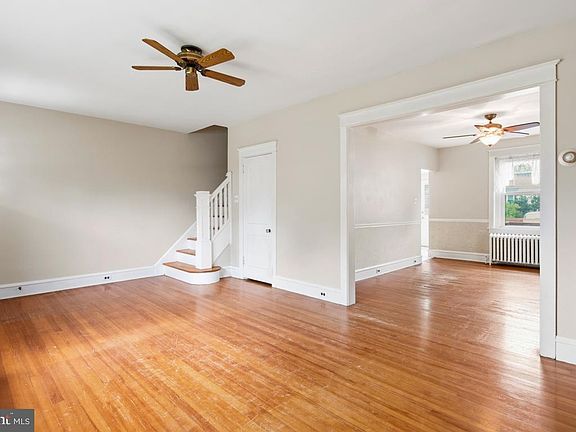 5th image of 818 N Chestnut St
