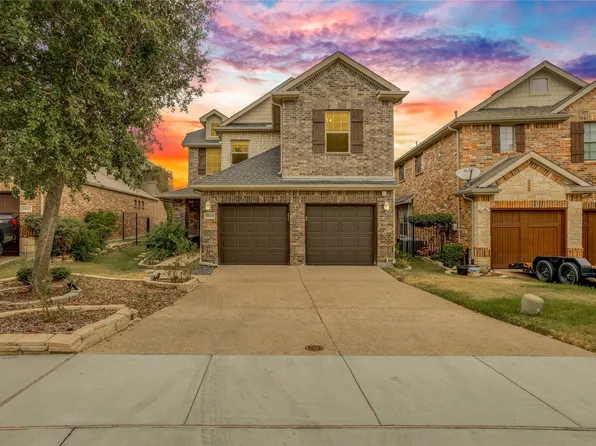 1014 Kaylie St, Grand Prairie, TX 75052