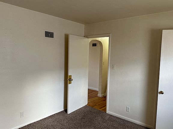 5th image of 1107 13th Ave