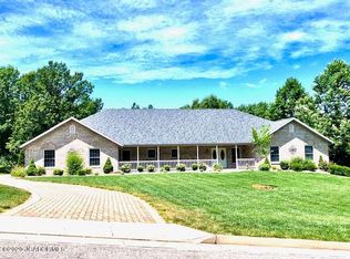 314 Schellridge Rd, Jefferson City, MO 65109
