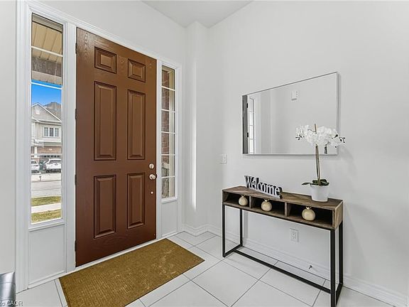 4th image of 212 Broadacre Dr