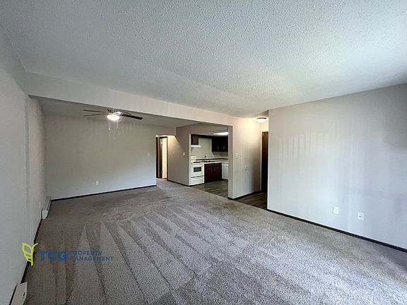 3rd image of 2404 Marquette Rd APT 7