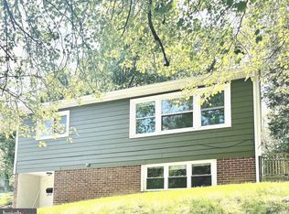 13428 Greenacre Dr, Woodbridge, VA 22191