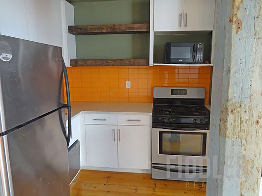 Rented by Fiddler Realty | media 27