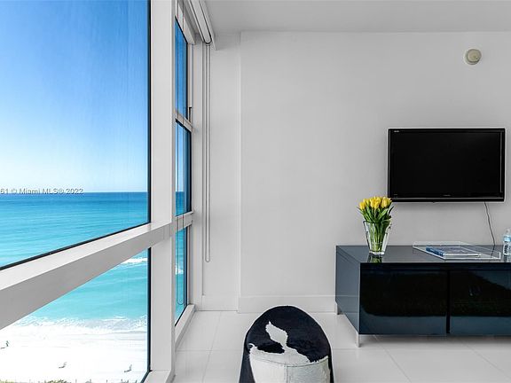 3rd image of 6801 Collins Ave #C1411