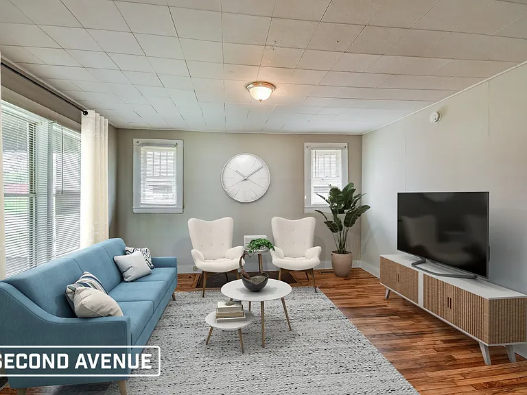 720 72nd St S — Photo 3